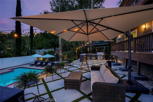 4828 Regalo, Woodland Hills, CA 91364