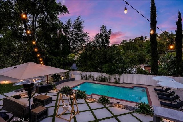 4828 Regalo, Woodland Hills, CA 91364