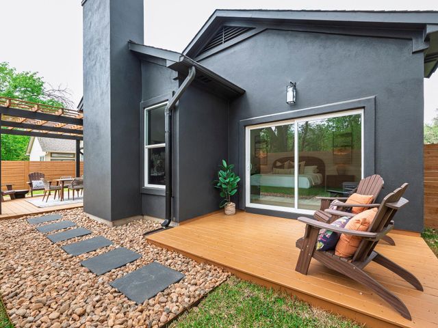 8111 Elkhorn Mountain TRL, Austin, TX 78729