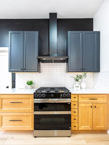 8111 Elkhorn Mountain TRL, Austin, TX 78729