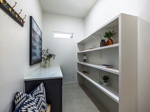 8111 Elkhorn Mountain TRL, Austin, TX 78729