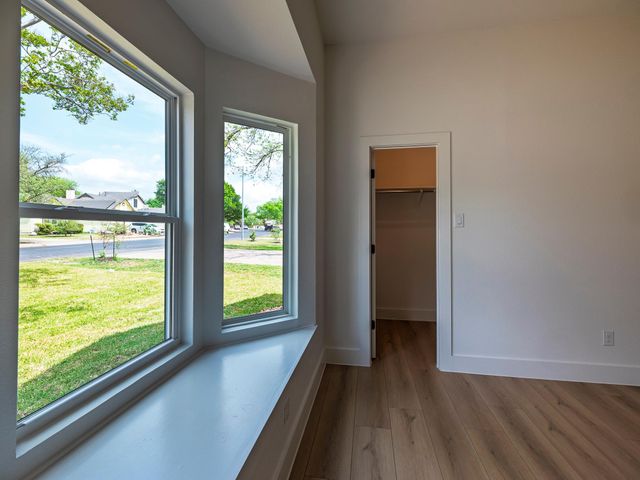 8111 Elkhorn Mountain TRL, Austin, TX 78729