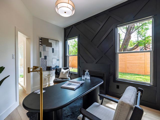 8111 Elkhorn Mountain TRL, Austin, TX 78729