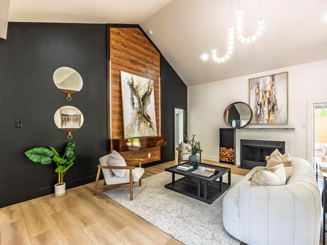 8111 Elkhorn Mountain TRL, Austin, TX 78729