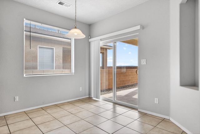 6924 Tempe Avenue NW, Albuquerque, NM 87114