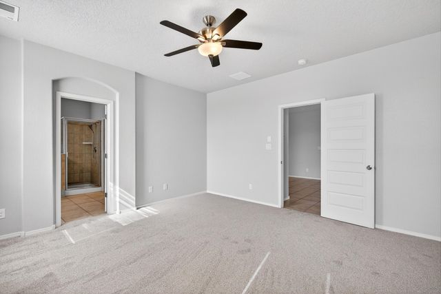 6924 Tempe Avenue NW, Albuquerque, NM 87114