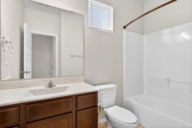 6924 Tempe Avenue NW, Albuquerque, NM 87114