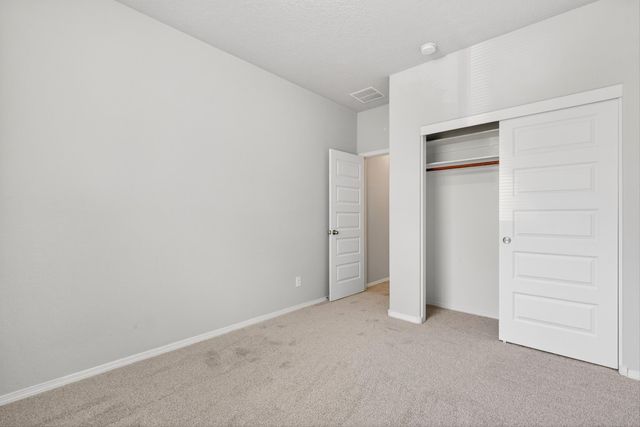 6924 Tempe Avenue NW, Albuquerque, NM 87114