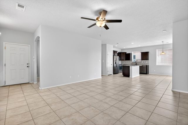 6924 Tempe Avenue NW, Albuquerque, NM 87114