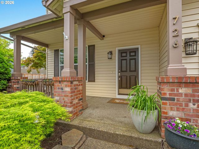 726 Nw HARVEST MOON Dr, Hillsboro, OR 97124