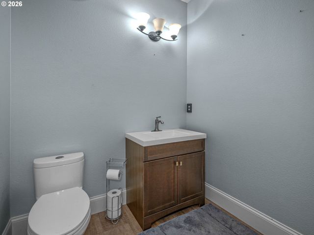 726 Nw HARVEST MOON Dr, Hillsboro, OR 97124