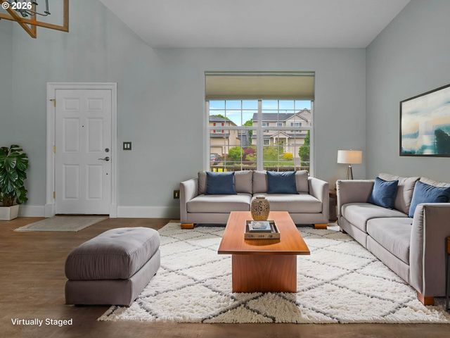 726 Nw HARVEST MOON Dr, Hillsboro, OR 97124