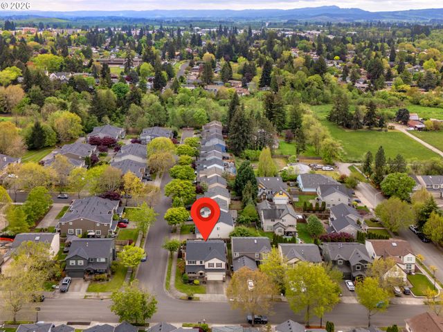 726 Nw HARVEST MOON Dr, Hillsboro, OR 97124