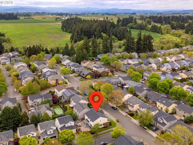 726 Nw HARVEST MOON Dr, Hillsboro, OR 97124