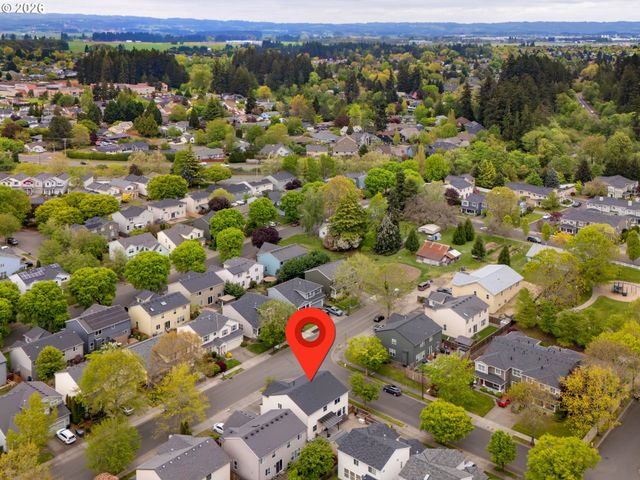 726 Nw HARVEST MOON Dr, Hillsboro, OR 97124
