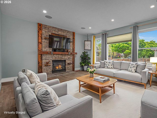 726 Nw HARVEST MOON Dr, Hillsboro, OR 97124