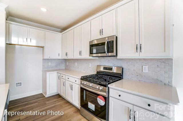 157 Grouse Run Way, Troutman, NC 28166