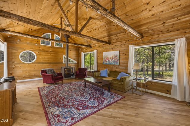 15453 Liberty Road, La Pine, OR 97739