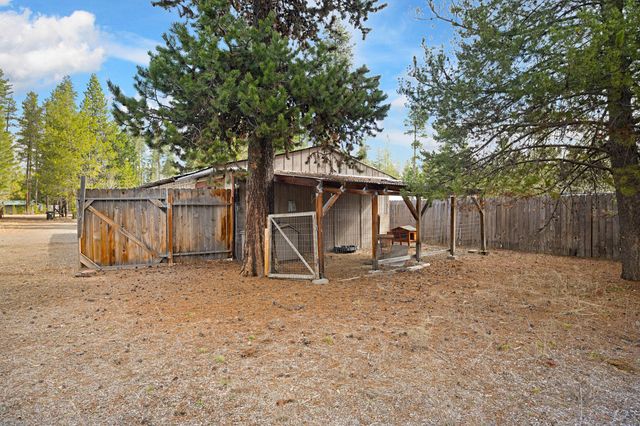 15453 Liberty Road, La Pine, OR 97739