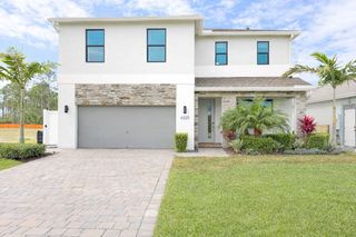 6520 SE Park Trace Drive, Stuart, FL 34997