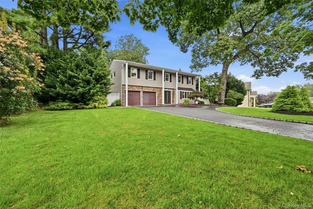 54 Twin Oaks Drive, Kings Park, NY 11754