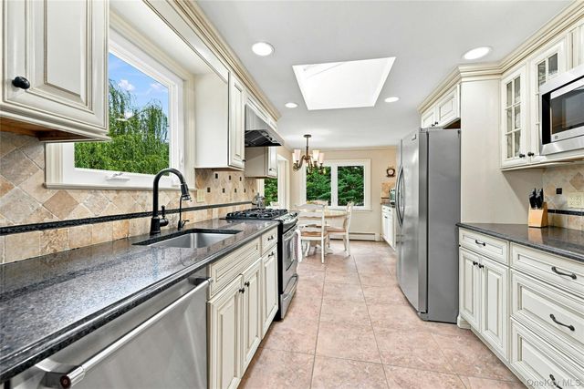 54 Twin Oaks Drive, Kings Park, NY 11754
