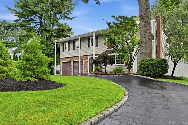 54 Twin Oaks Drive, Kings Park, NY 11754