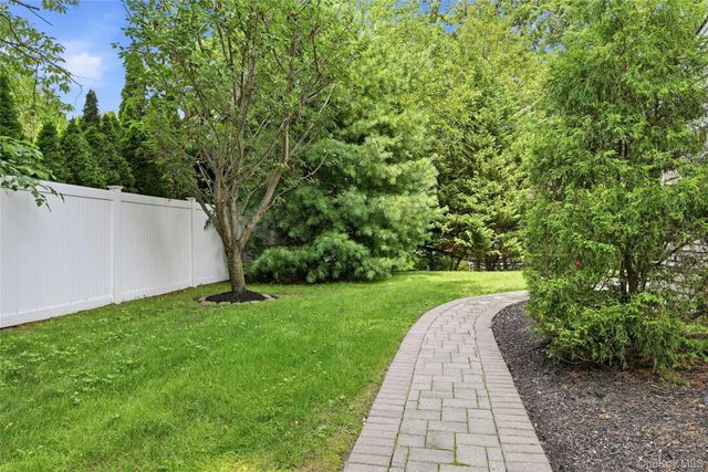 54 Twin Oaks Drive, Kings Park, NY 11754
