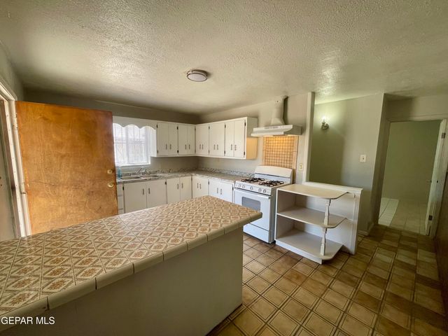 312 COOLEY Avenue, El Paso, TX 79907
