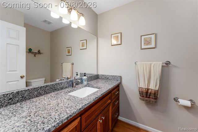 56377 Copperfield Drive, Shelby Twp, MI 48316