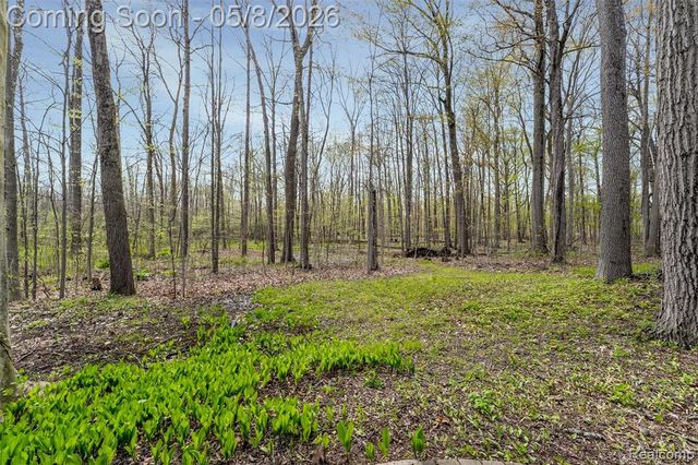 56377 Copperfield Drive, Shelby Twp, MI 48316