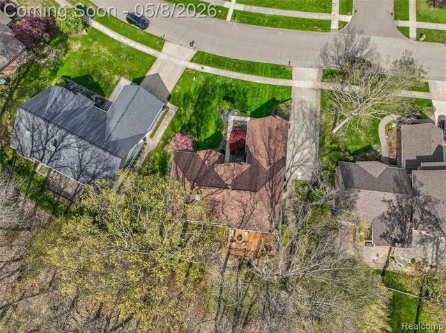 56377 Copperfield Drive, Shelby Twp, MI 48316