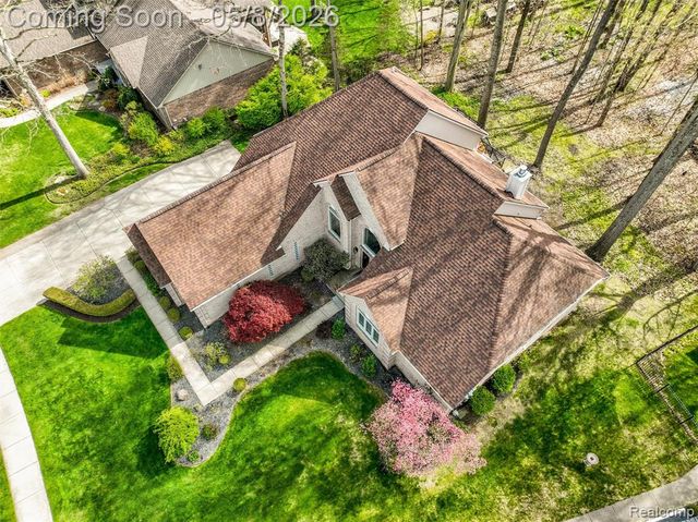 56377 Copperfield Drive, Shelby Twp, MI 48316