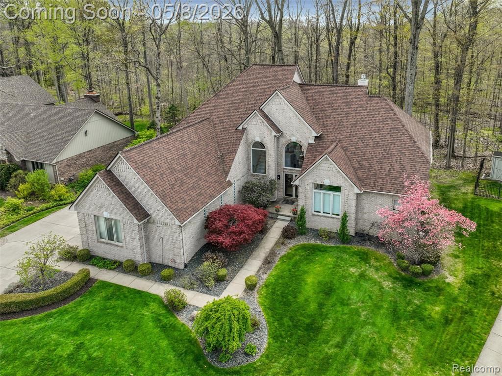 56377 Copperfield Drive, Shelby Twp, MI 48316