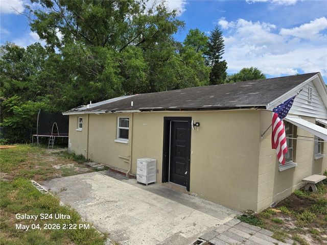 12111 HILL STREET, Tampa, FL 33612