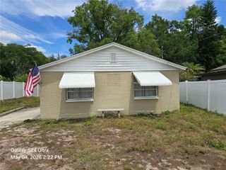 12111 HILL STREET, Tampa, FL 33612