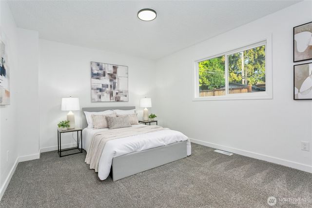 359 Del Monte Avenue, Fircrest, WA 98466