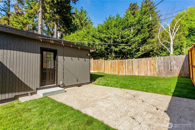 359 Del Monte Avenue, Fircrest, WA 98466