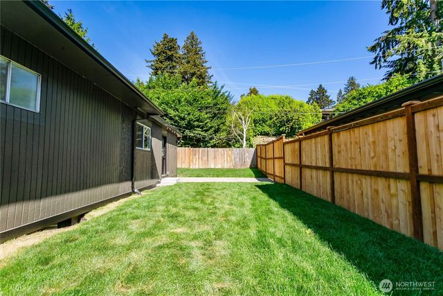 359 Del Monte Avenue, Fircrest, WA 98466