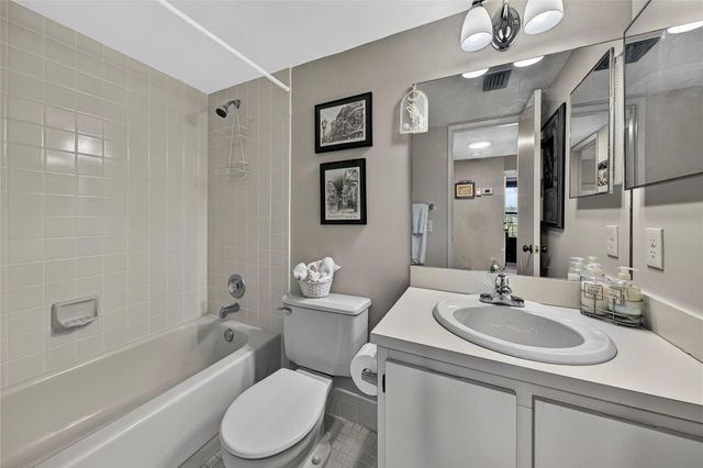 2222 N Cypress Bend Drive 201, Pompano Beach, FL 33069
