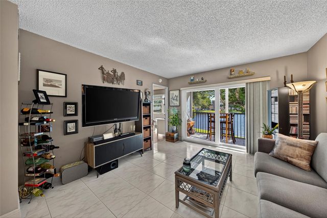 2222 N Cypress Bend Drive 201, Pompano Beach, FL 33069