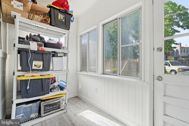517 TAYLOR ST NW, Washington, DC 20011
