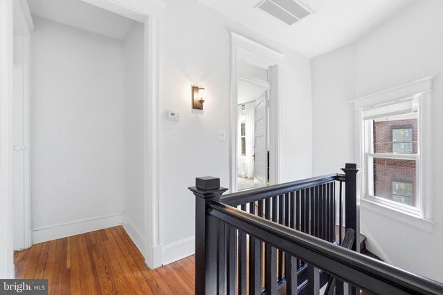 517 TAYLOR ST NW, Washington, DC 20011