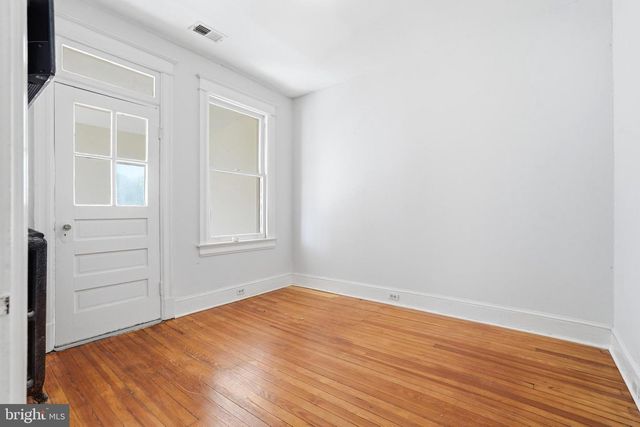 517 TAYLOR ST NW, Washington, DC 20011