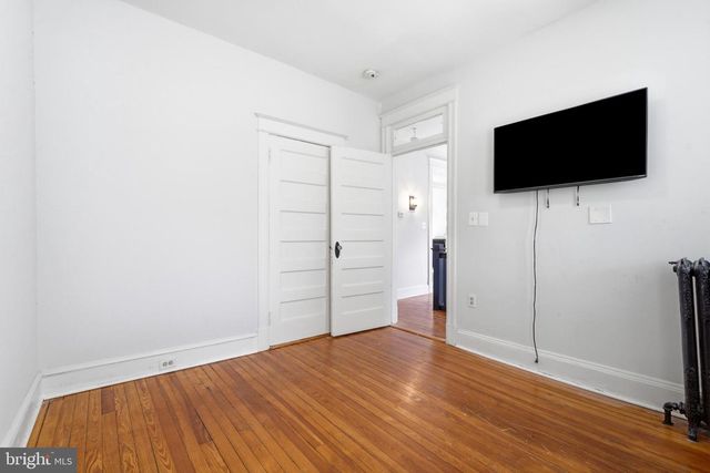 517 TAYLOR ST NW, Washington, DC 20011