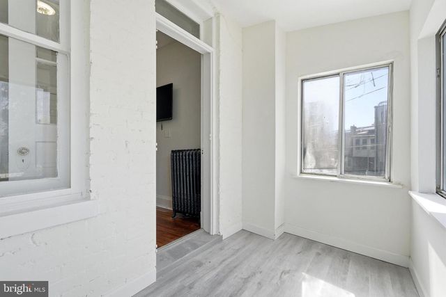 517 TAYLOR ST NW, Washington, DC 20011