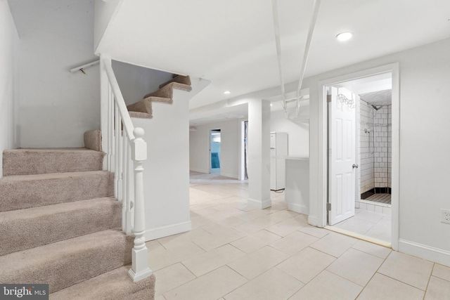 517 TAYLOR ST NW, Washington, DC 20011