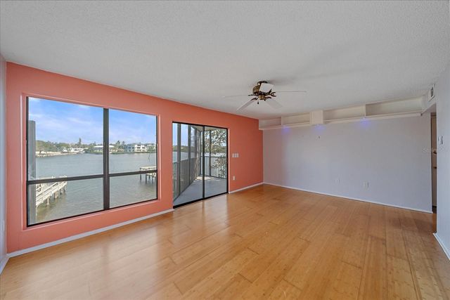 6157 MIDNIGHT PASS ROAD B12, Sarasota, FL 34242