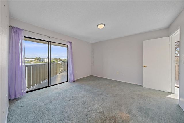 6157 MIDNIGHT PASS ROAD B12, Sarasota, FL 34242