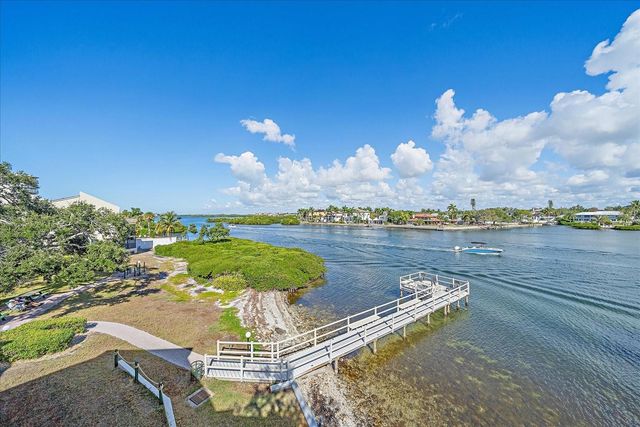 6157 MIDNIGHT PASS ROAD B12, Sarasota, FL 34242